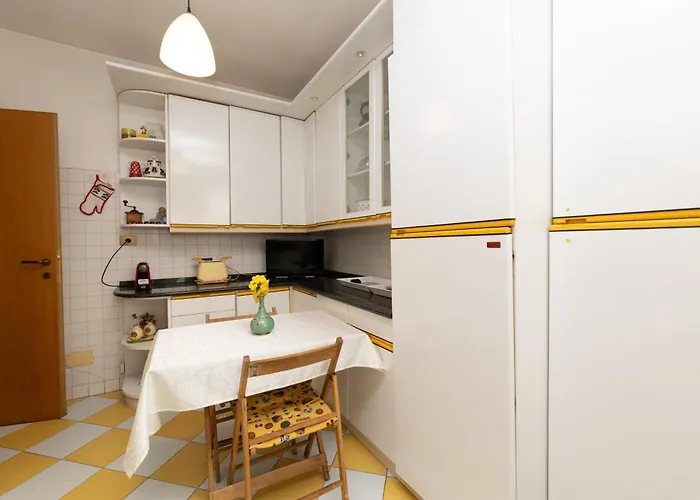 Pansiyon Rachele's Charming House In The Heart Of Roma